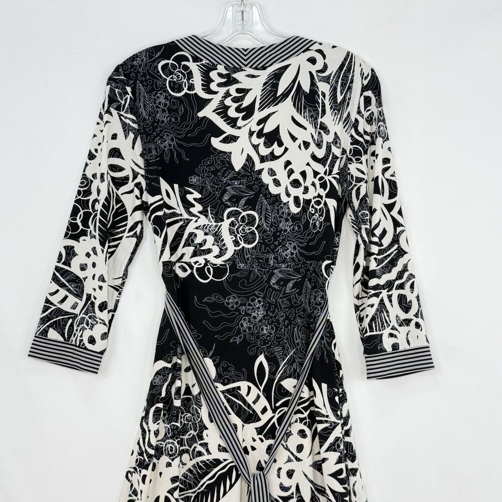 BCBGMAXAZRIA Dress Women's Médium Black Floral V Neck Belted Jersey 3/4 Sleeve - Picture 5 of 16